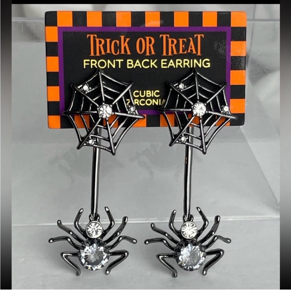 NWT ⚜️🕷️⚜️ bella jack Festive Gunmetal & CZ Spider & Web Front Back Earrings - Picture 1 of 5
